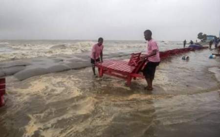 طوفان در بنگلادش و هند جان ۱۶ نفر را گرفت