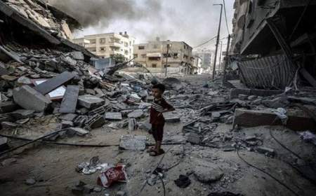 غزه از زمین و آسمان زیر آتش حملات صهیونیست‌ها قرار گرفت