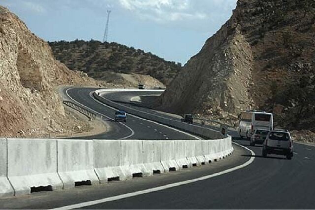 جاده چالوس همچنان مسدود است